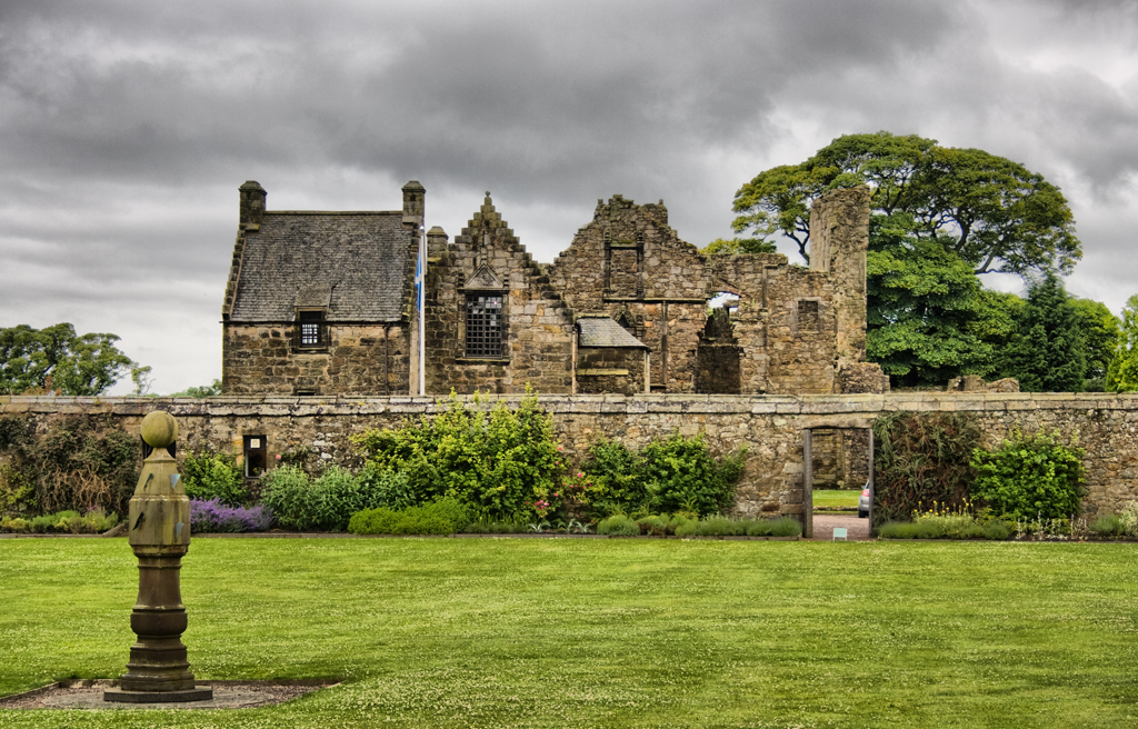 Aberdour castle from the castle gardens Aberdour castle from the castle gardens